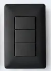Línea AM AM2301 — placa 3 interruptores (negro)