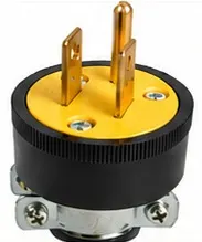 Tomacorriente macho 3 patas con abrazadera 20 A 125/250 V